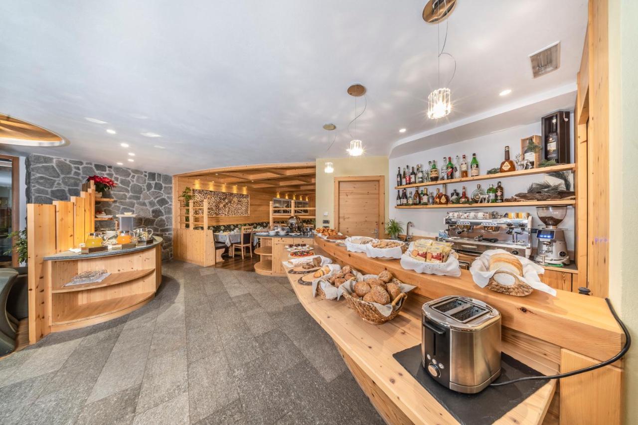 Hotel Chalet Dlaces Selva di Val Gardena Luaran gambar