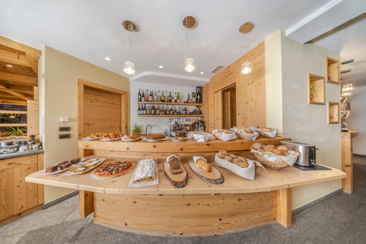Hotel Chalet Dlaces Selva di Val Gardena Luaran gambar