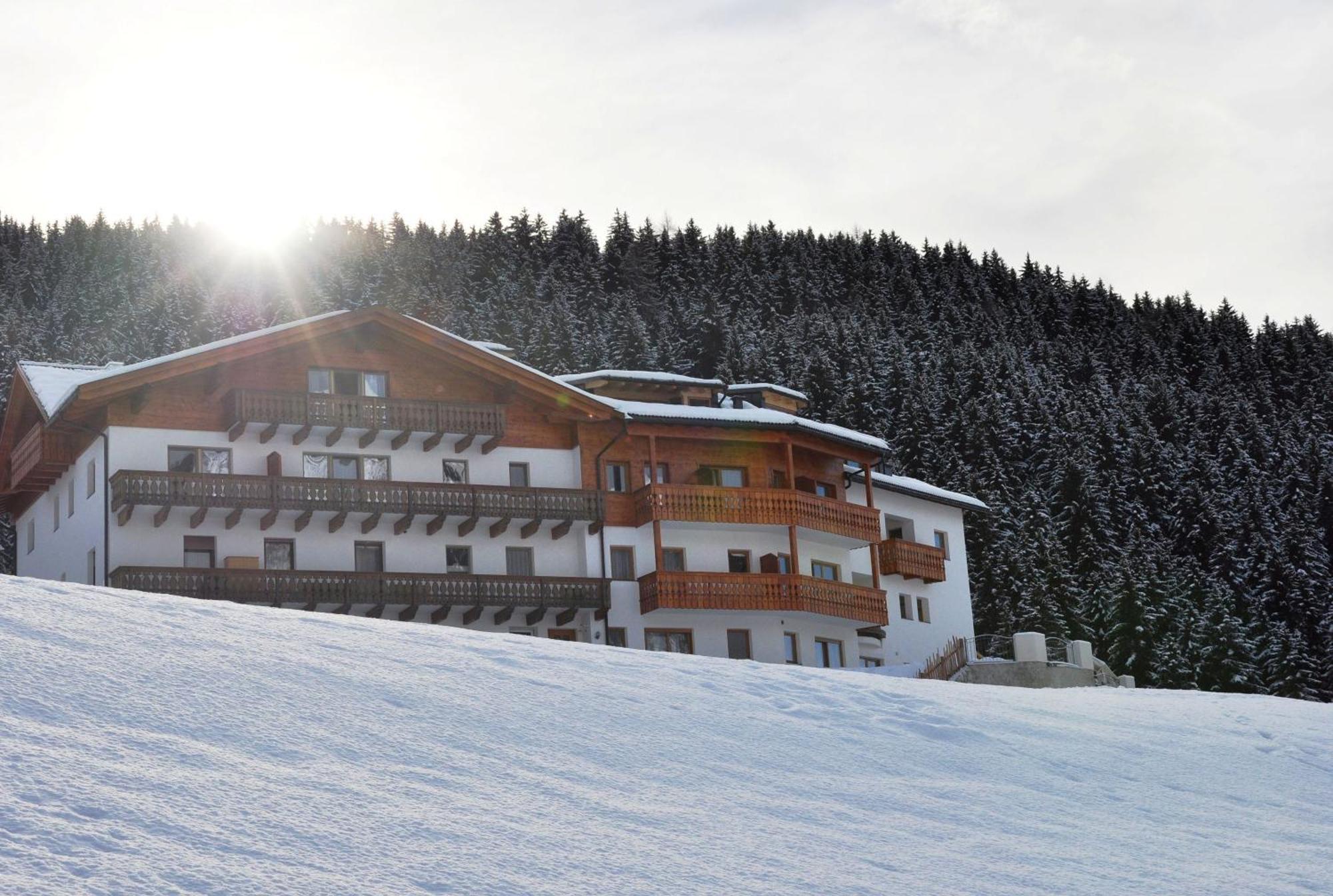 Hotel Chalet Dlaces Selva di Val Gardena Luaran gambar